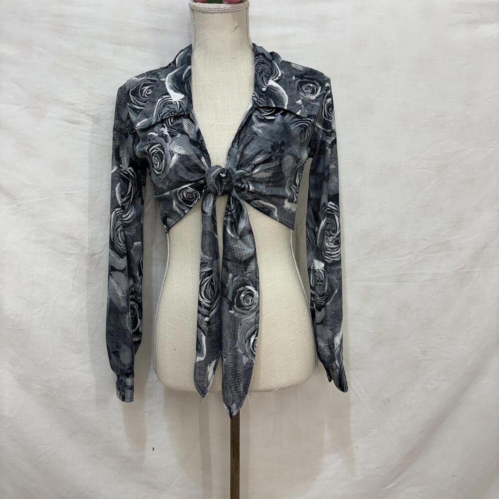 Vtg 90s/y2k cropped rose print cropped front tie blouse sz medium